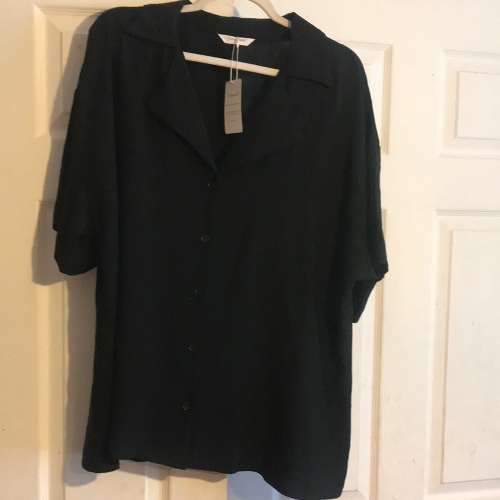 NWT Women’s Fantaslook Textured Blouse